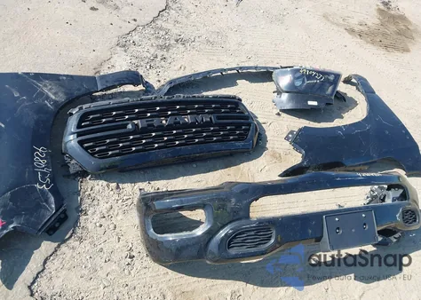 2023 Ram 1500 Big Horn/Lone Star z USA, uszkodzony, nr VIN 1C6SRFFT0PN628342